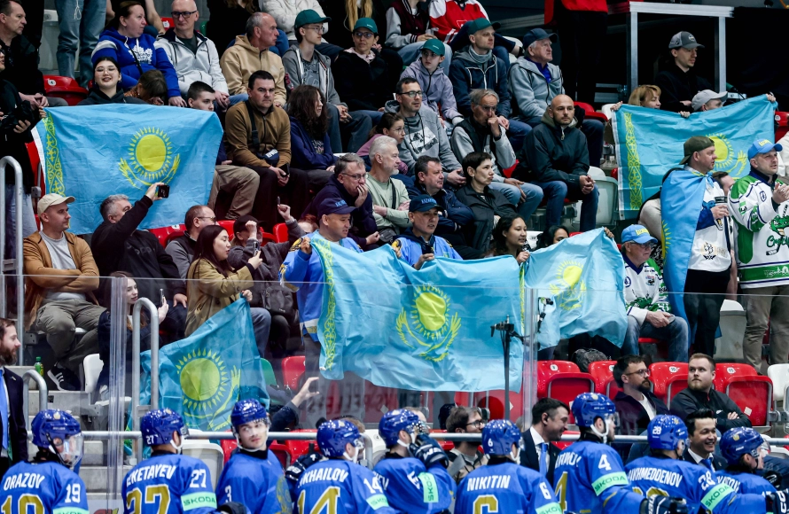 Казахстан занимает 14 место в обновленном рейтинге IIHF