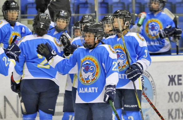 QHF разъясняет ситуацию по конфликту между Александром Мальцевым и хоккеистками