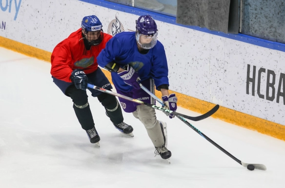 Юношеская команда Казахстана проведет товарищеский матч со «Снежными Барсами»