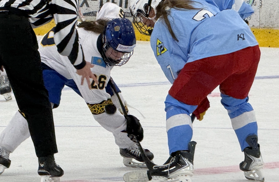 Женская команда Казахстана U18 провела матчи с  Czech Selects и Premier Ice Prospects