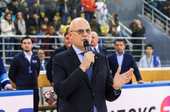  «Был уверен, что чемпионат Азии пройдет на высоком уровне», - председатель оргкомитета от ИИХФ Вестурс Козелс о турнире