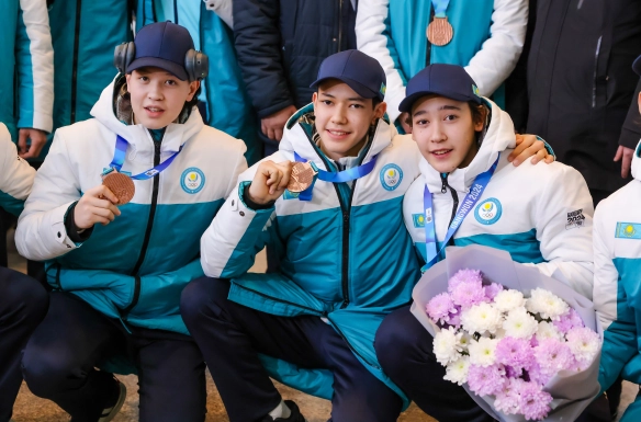 «Эмоциямызды сөзбен жеткізу мүмкін емес». Жасөспірімдер Олимпиадасының қорытындысы, ойыншылардың пікірі