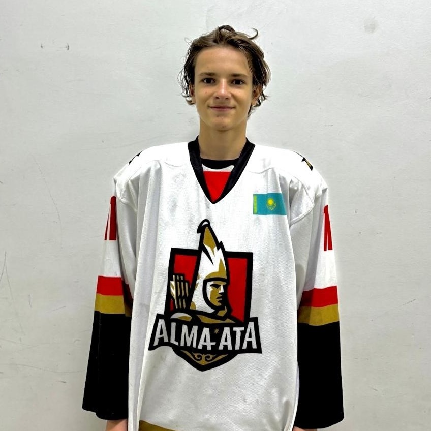 Глухов Артем