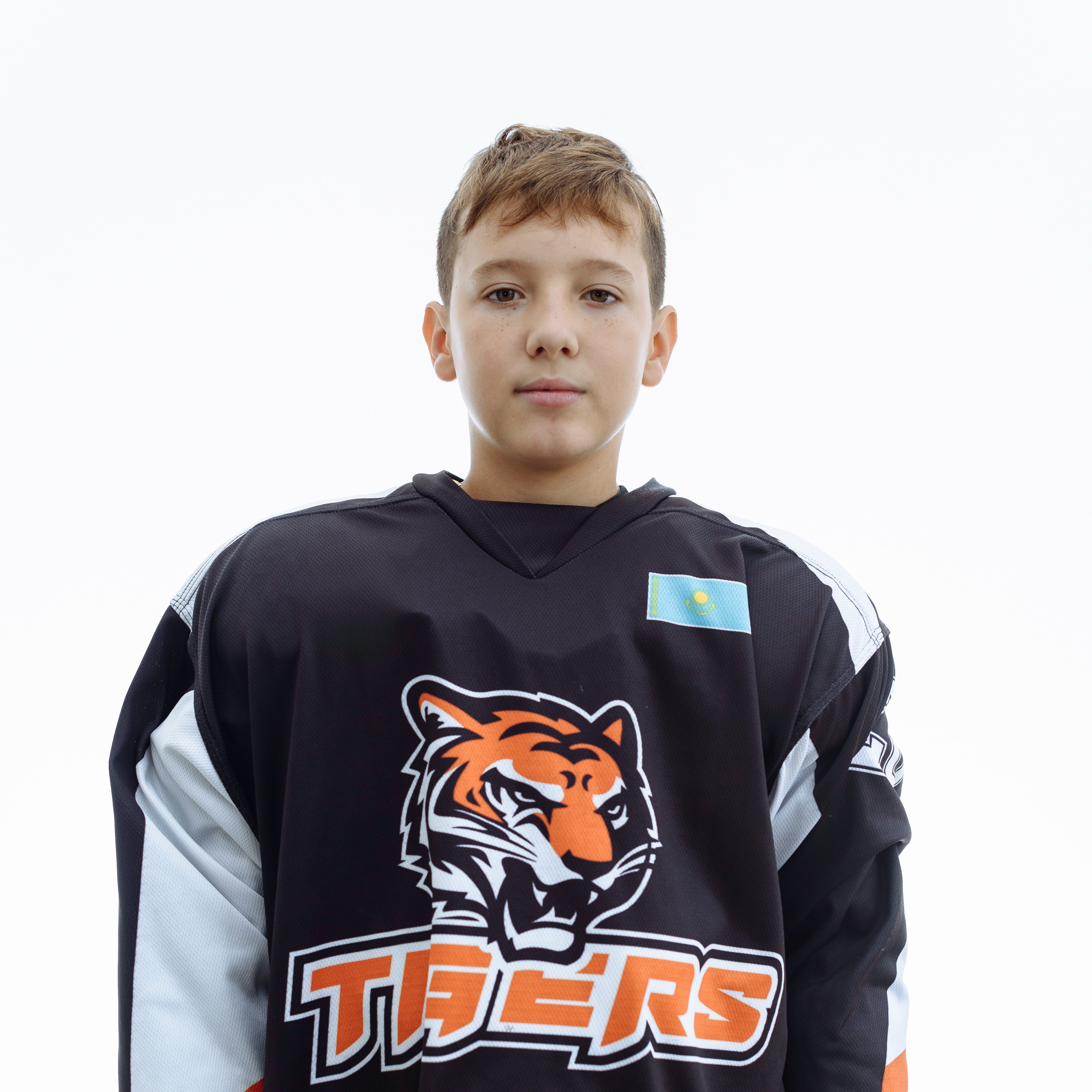 Шершнев Макар