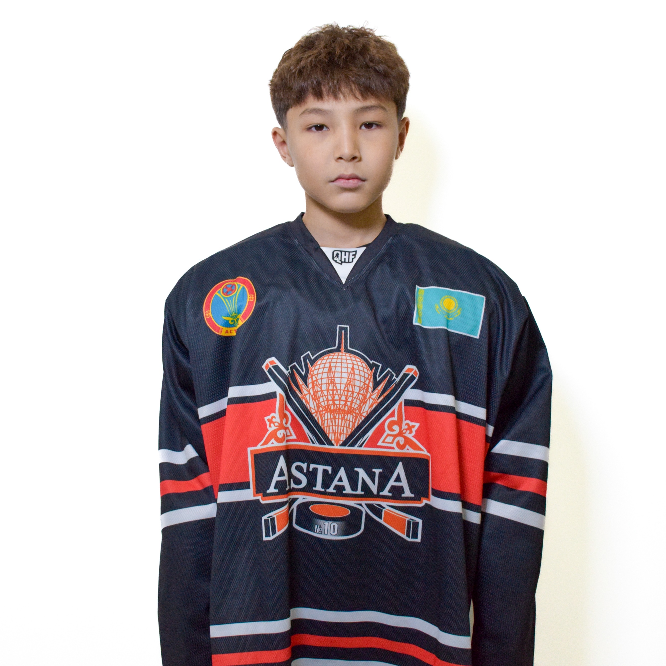 Шакен Арнұр